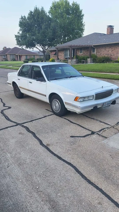 1993 Buick Century - Image 3 of 15