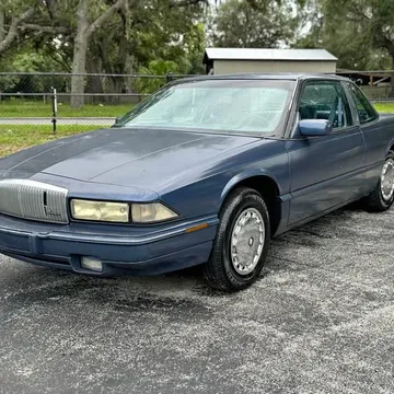 1993 Buick Regal Custom Coupe 2D
