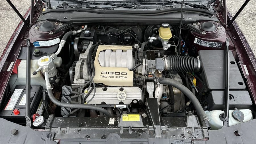 1993 Buick Riviera 4th-7th Gen - Image 4 of 4