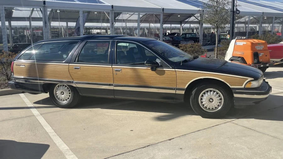 1993 Buick Roadmaster - Image 8 of 19