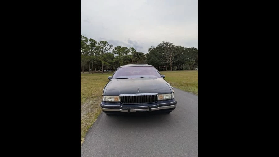 1993 Buick Roadmaster - Image 15 of 19