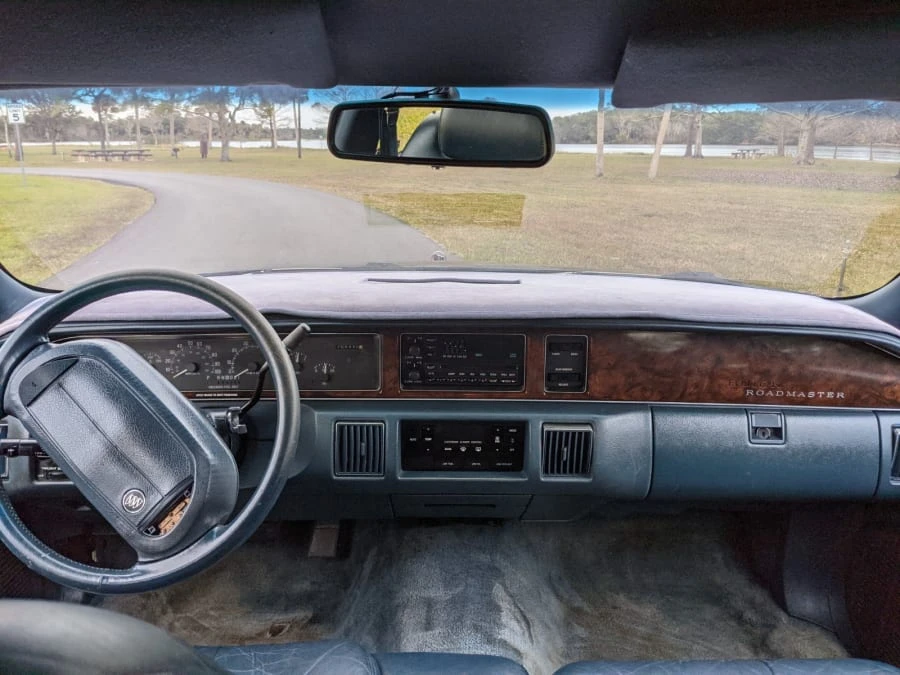 1993 Buick Roadmaster - Image 4 of 19