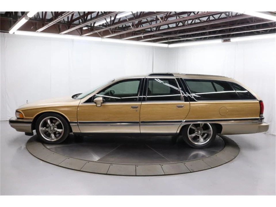 1993 Buick Roadmaster - Image 4 of 31