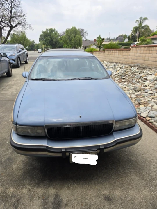 1993 Buick Roadmaster - Image 2 of 21
