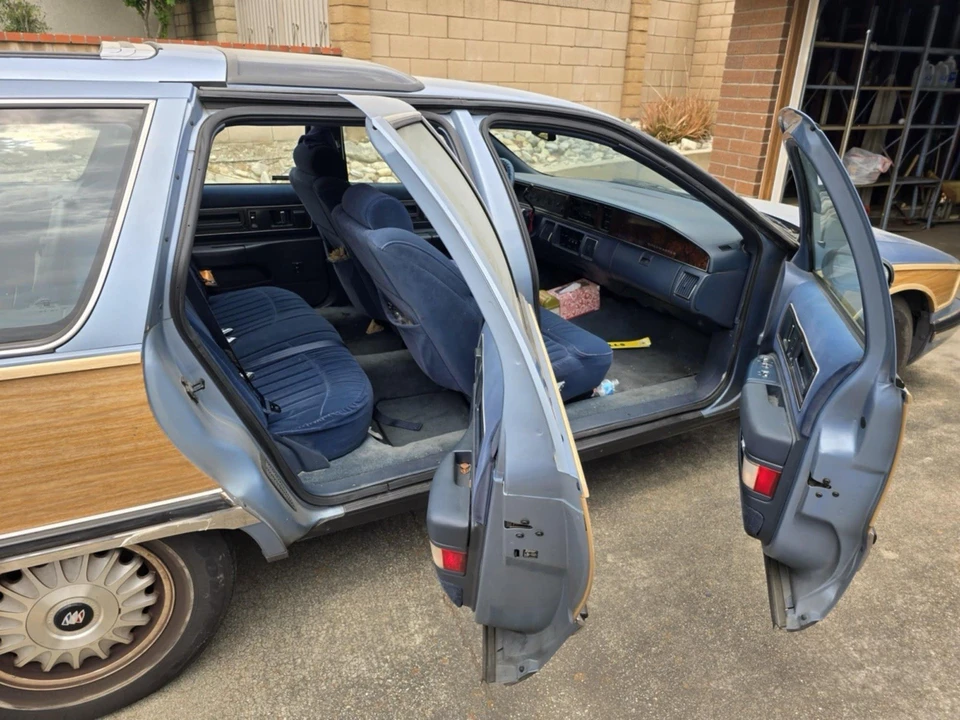 1993 Buick Roadmaster - Image 16 of 21