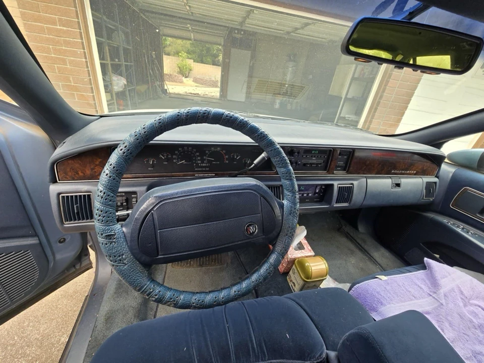 1993 Buick Roadmaster - Image 15 of 21
