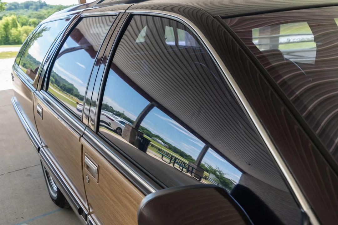 1993 Buick Roadmaster - Image 30 of 31