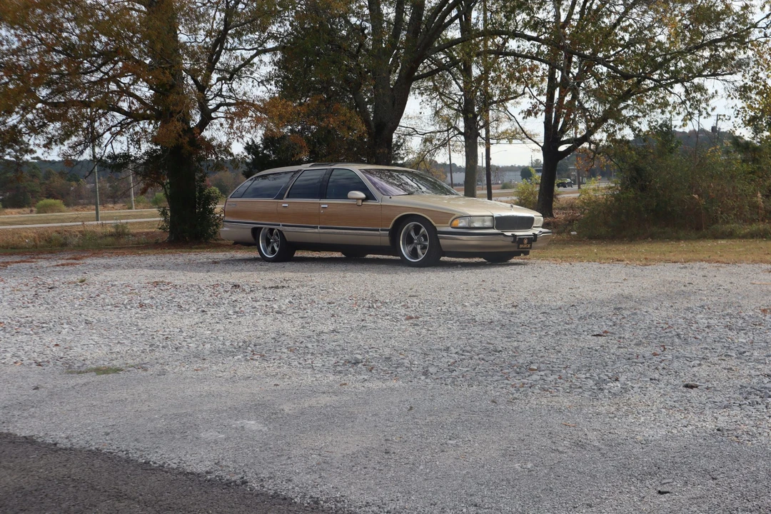 1993 Buick Roadmaster - Image 9 of 31