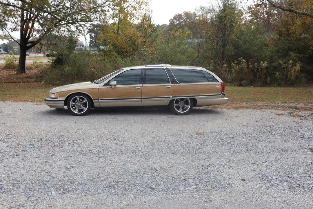 1993 Buick Roadmaster - Image 19 of 31