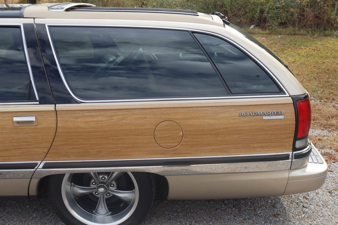 1993 Buick Roadmaster - Image 20 of 31