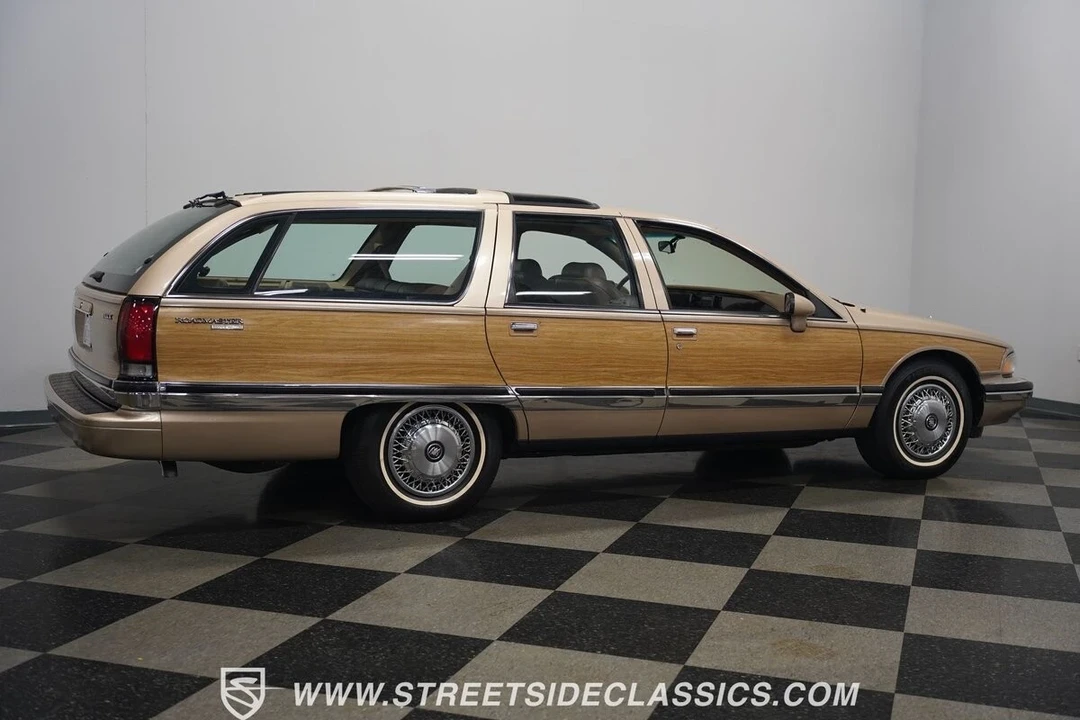 1993 Buick Roadmaster - Image 16 of 21