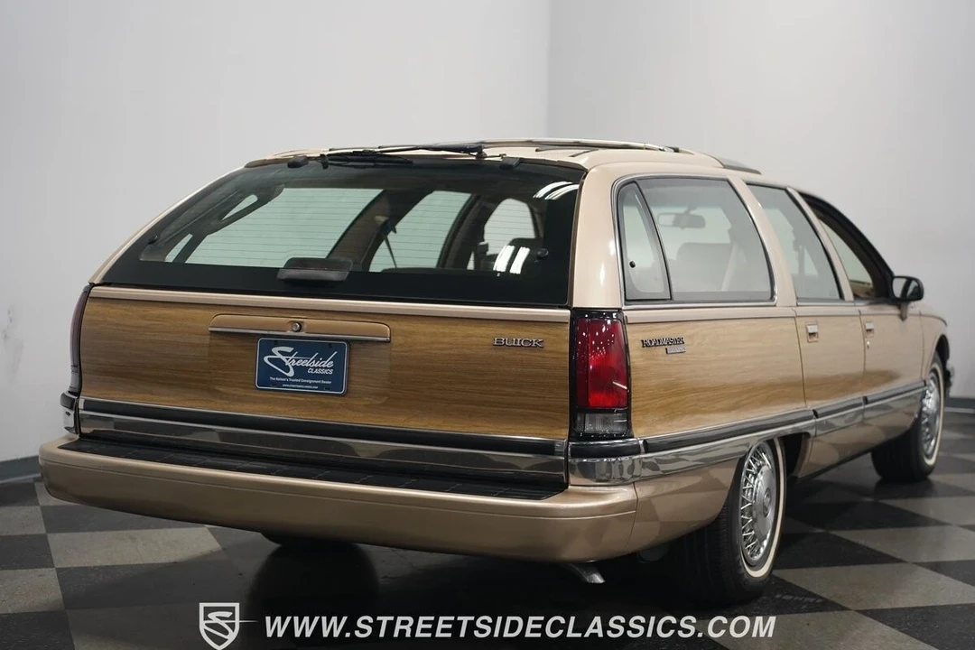 1993 Buick Roadmaster - Image 14 of 21