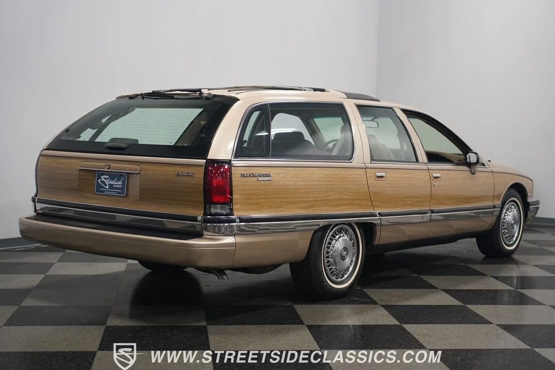 1993 Buick Roadmaster - Image 15 of 21