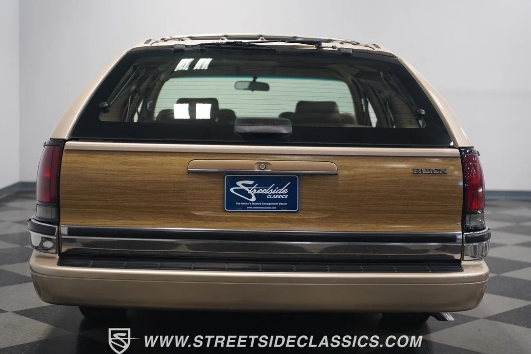 1993 Buick Roadmaster - Image 13 of 21