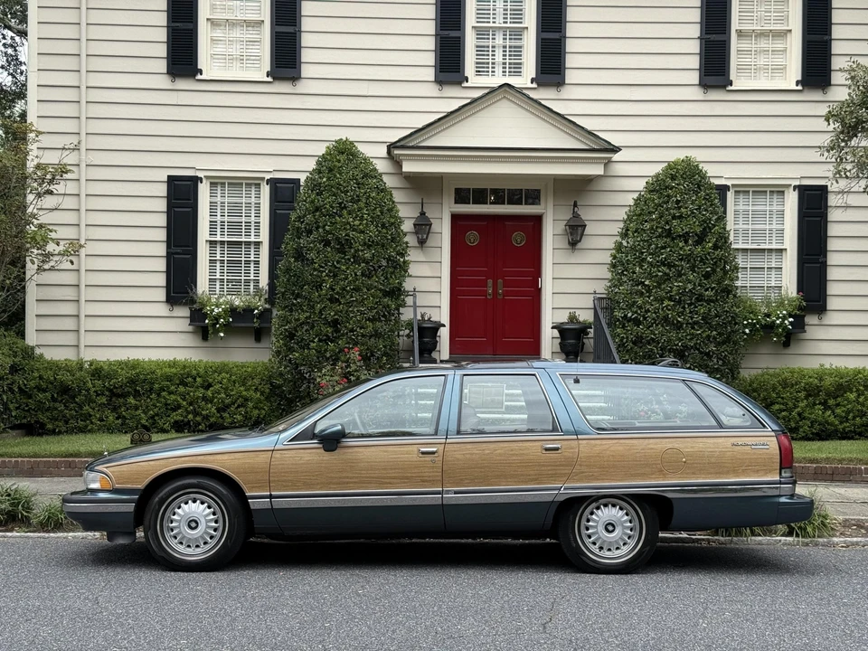 1993 Buick Roadmaster - Image 11 of 31