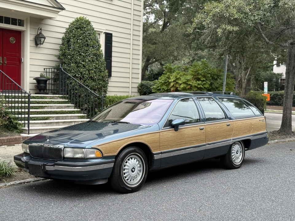 1993 Buick Roadmaster - Image 9 of 31