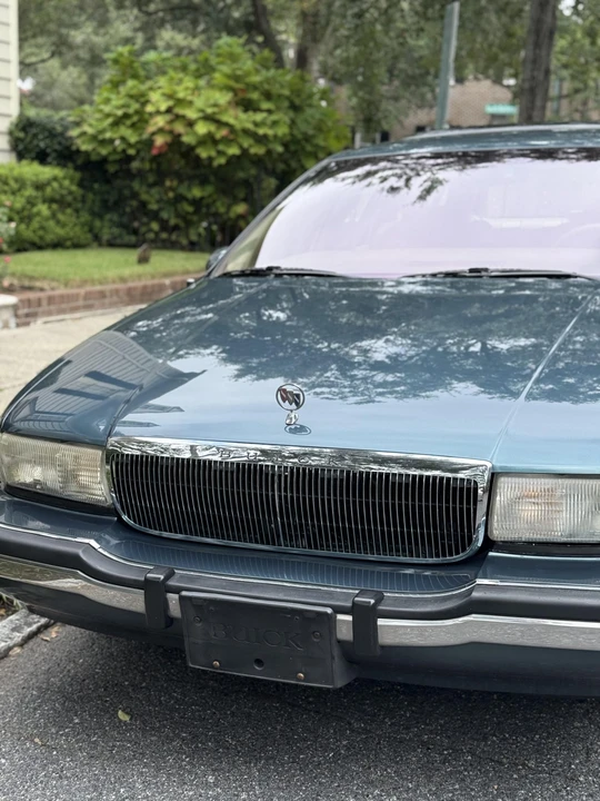 1993 Buick Roadmaster - Image 25 of 31