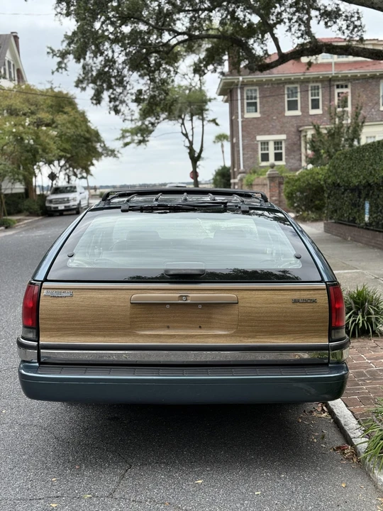 1993 Buick Roadmaster - Image 15 of 31