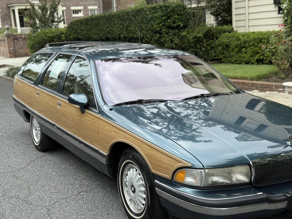 1993 Buick Roadmaster - Image 22 of 31