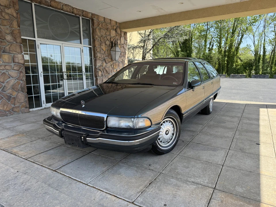 1993 Buick Roadmaster - Image 11 of 31