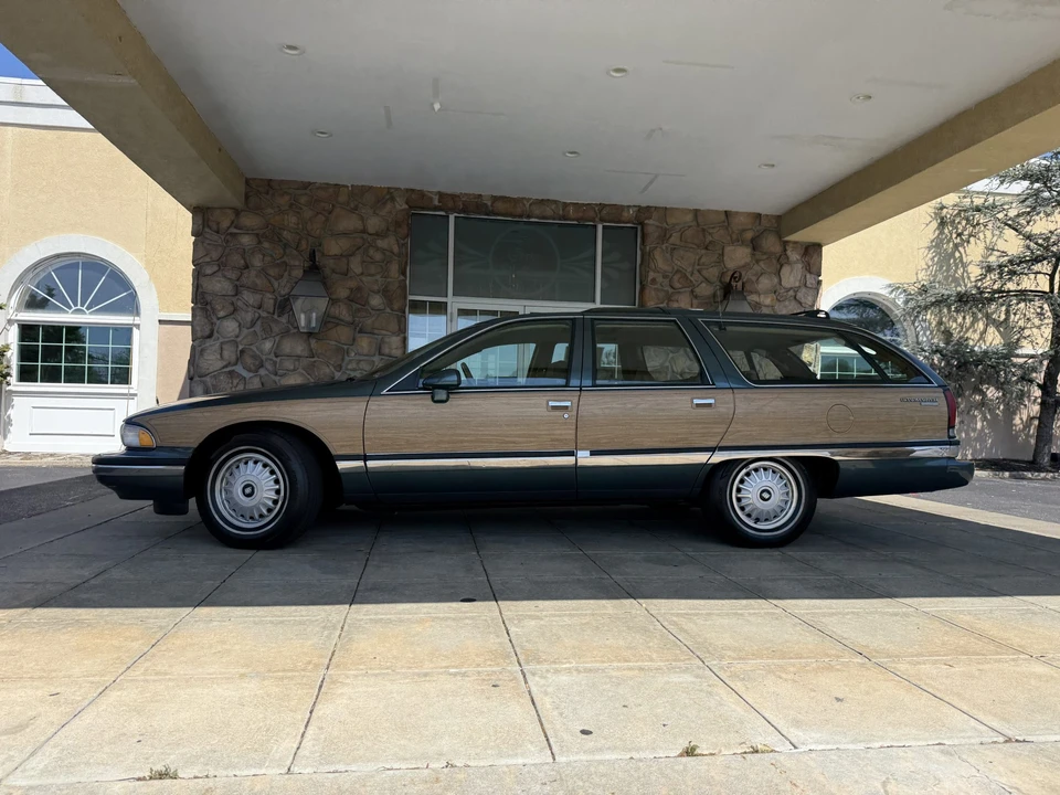 1993 Buick Roadmaster - Image 15 of 31