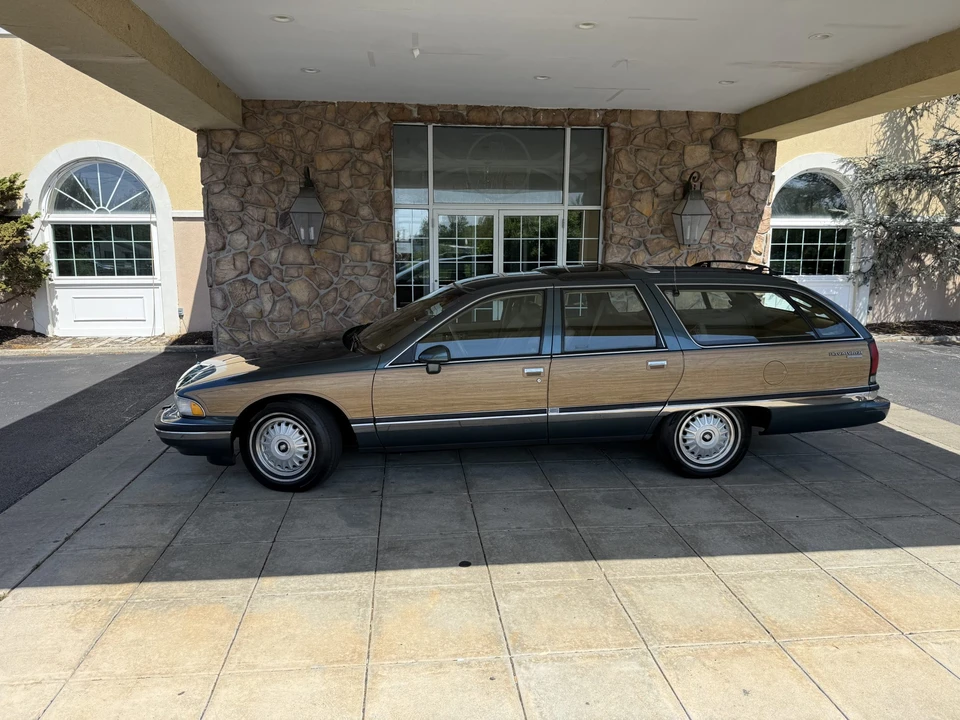 1993 Buick Roadmaster - Image 17 of 31