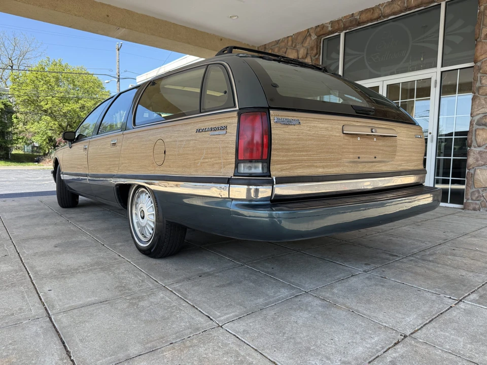 1993 Buick Roadmaster - Image 18 of 31