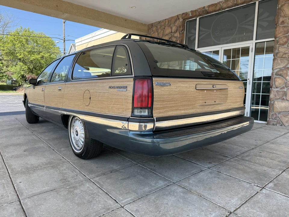 1993 Buick Roadmaster - Image 19 of 31