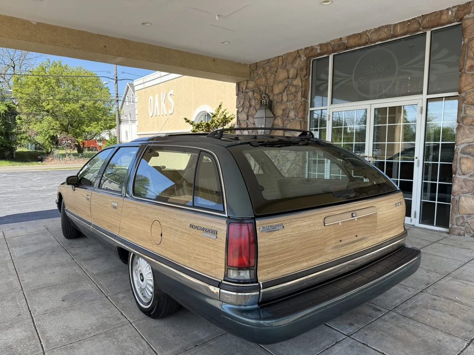 1993 Buick Roadmaster - Image 20 of 31