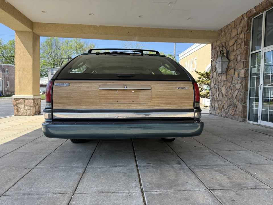 1993 Buick Roadmaster - Image 22 of 31