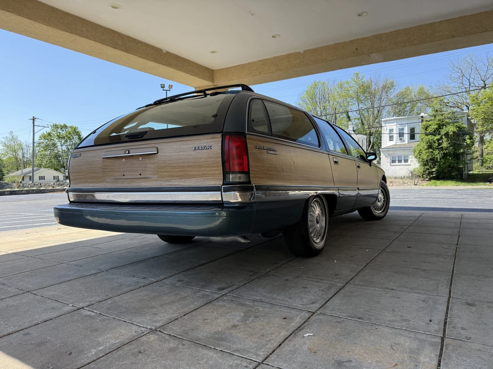 1993 Buick Roadmaster - Image 26 of 31