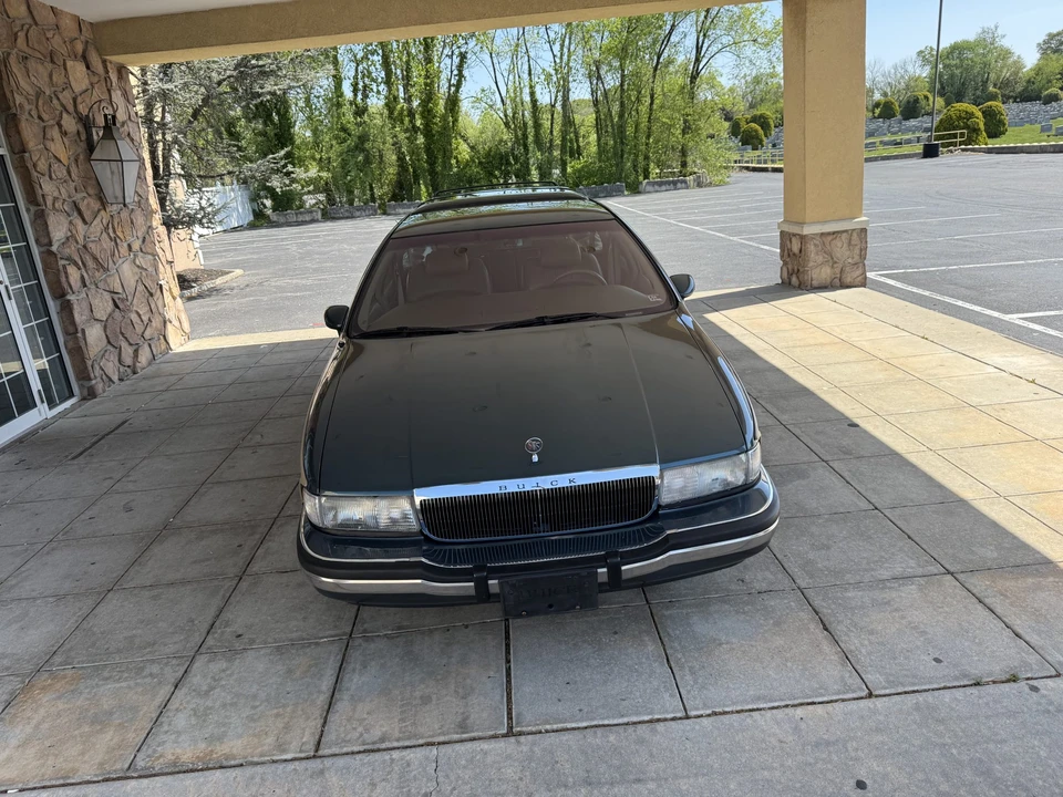 1993 Buick Roadmaster - Image 9 of 31