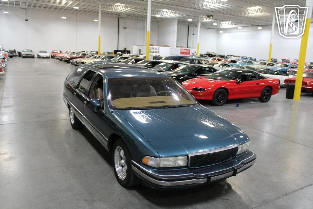 1993 Buick Roadmaster - Image 14 of 21
