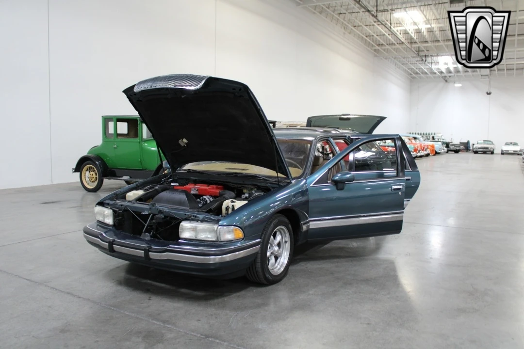1993 Buick Roadmaster - Image 8 of 12