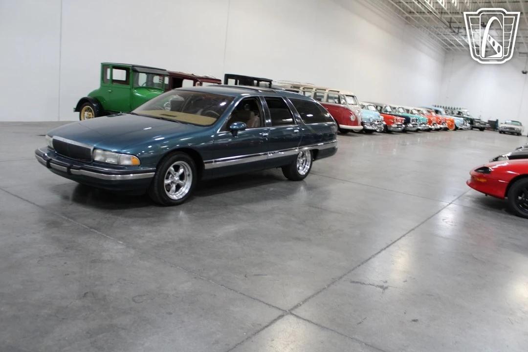 1993 Buick Roadmaster - Image 5 of 21