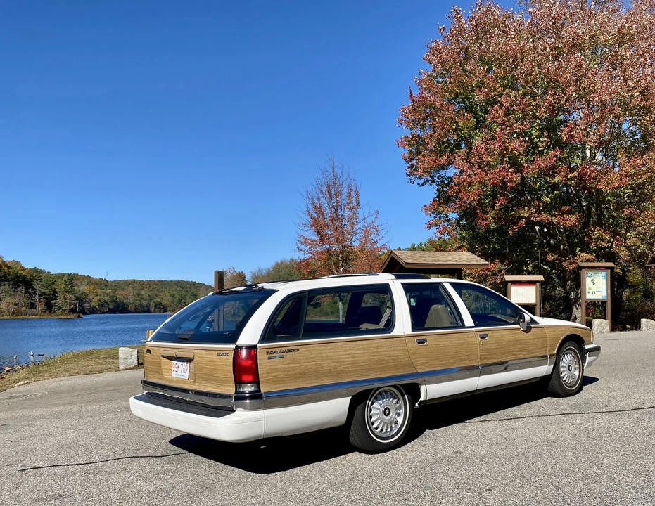 1993 Buick Roadmaster - Image 24 of 31