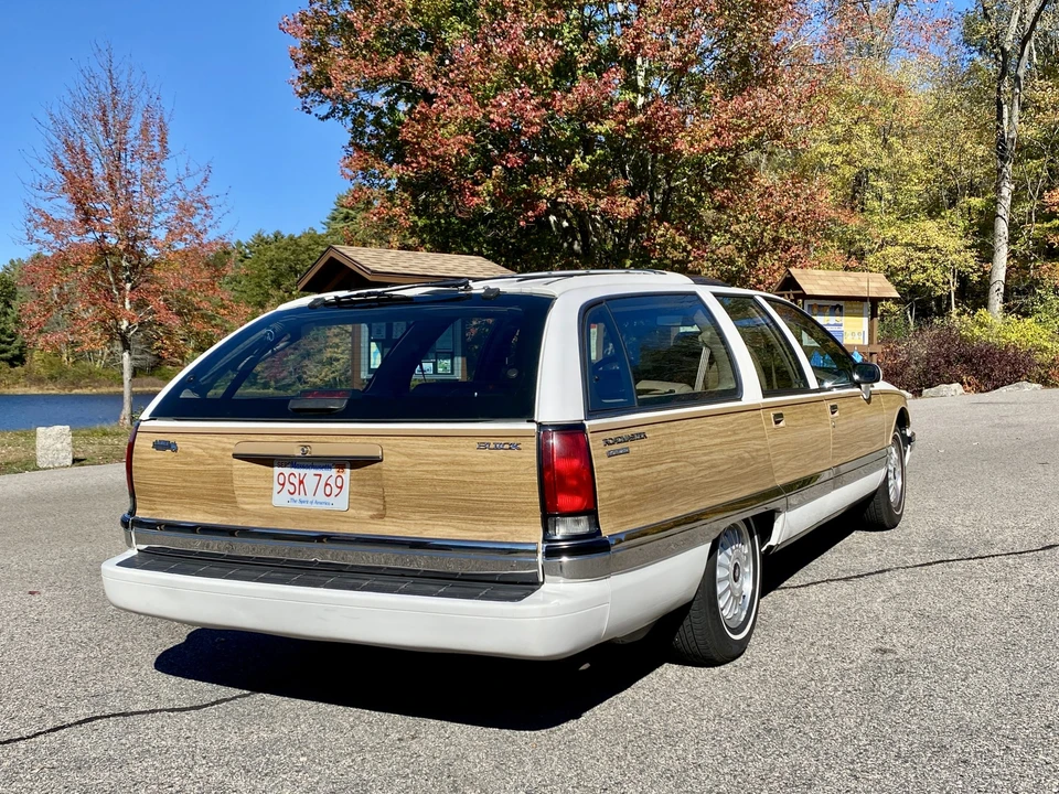1993 Buick Roadmaster - Image 20 of 31