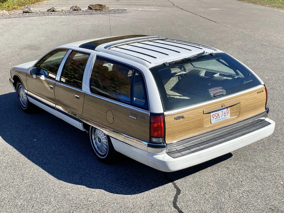1993 Buick Roadmaster - Image 13 of 31