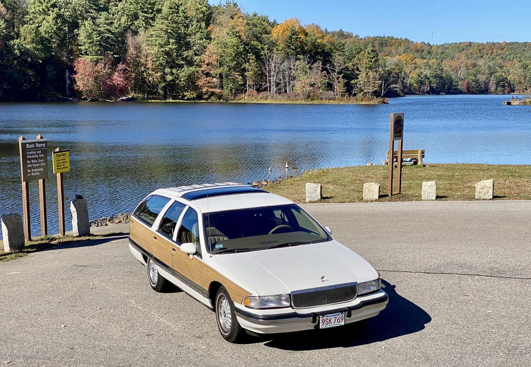 1993 Buick Roadmaster - Image 4 of 31