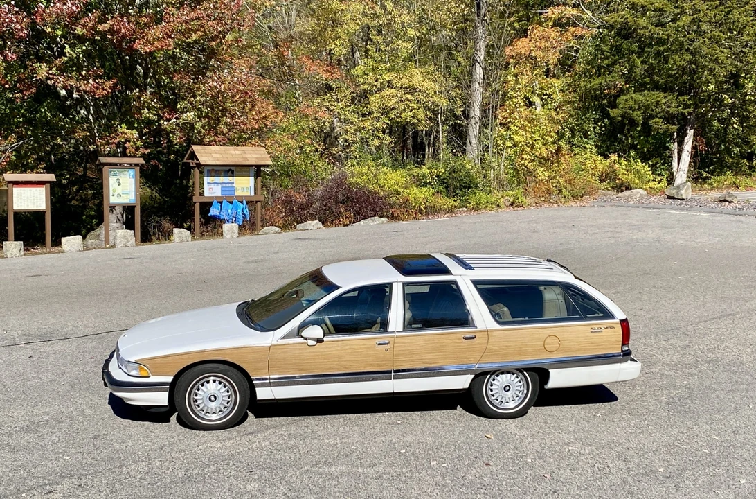 1993 Buick Roadmaster - Image 11 of 31