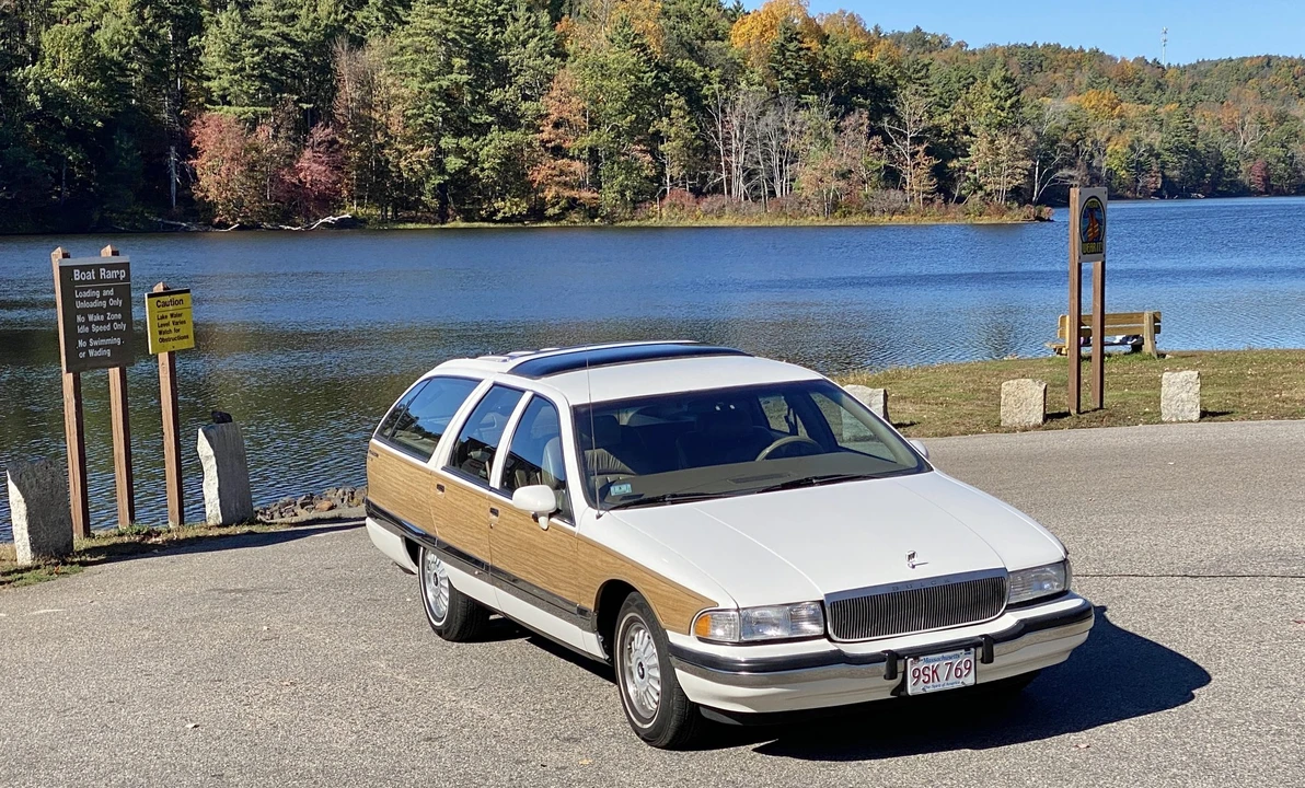 1993 Buick Roadmaster - Image 5 of 31