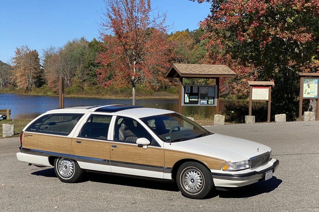 1993 Buick Roadmaster - Image 27 of 31