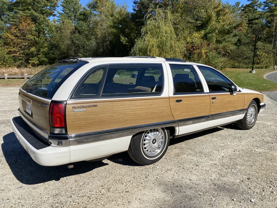 1993 Buick Roadmaster - Image 22 of 31