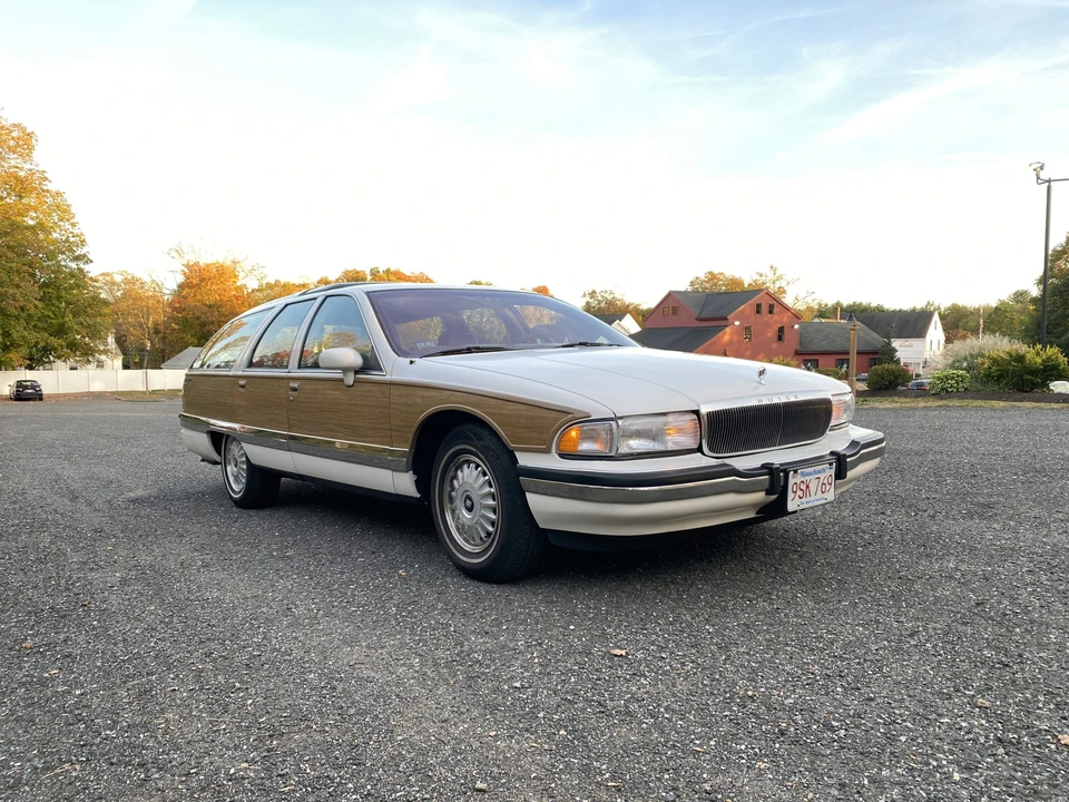 1993 Buick Roadmaster - Image 30 of 31