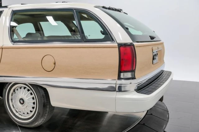 1993 Buick Roadmaster - Image 20 of 31