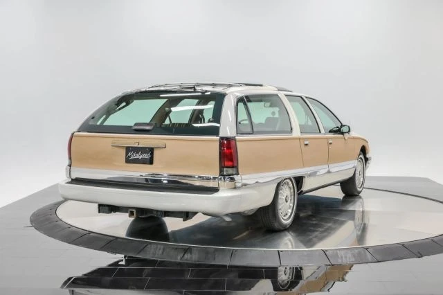 1993 Buick Roadmaster - Image 7 of 31