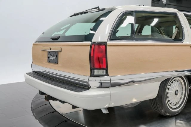 1993 Buick Roadmaster - Image 21 of 31