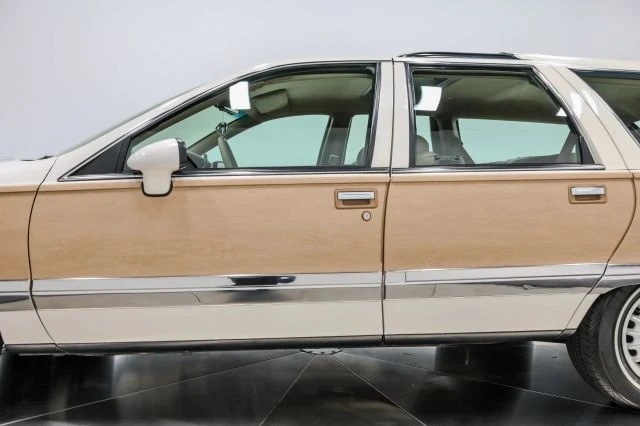 1993 Buick Roadmaster - Image 19 of 31
