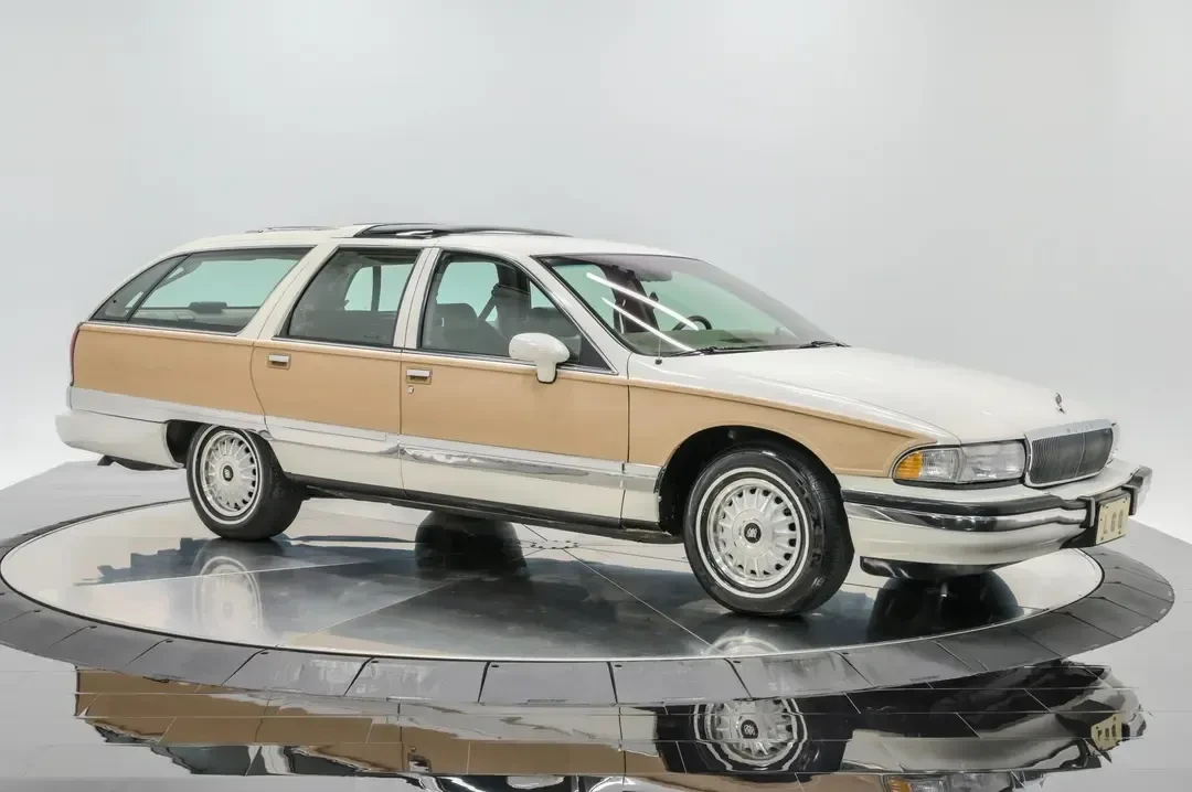 1993 Buick Roadmaster - Image 12 of 31