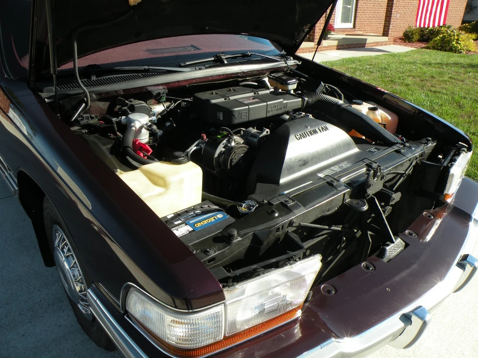 1993 Buick Roadmaster - Image 6 of 16
